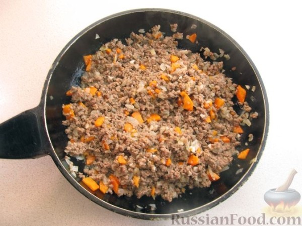 Капуста, тушенная с фаршем
