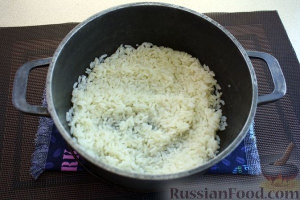 Запеканка из капусты, с фаршем, рисом и сыром