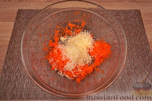 Оладьи из консервированного тунца и моркови
