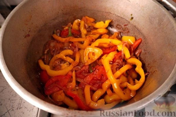 Паприкаш из индейки