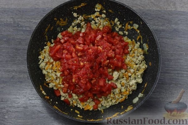 Гречка с фаршем, помидорами и сладким перцем (на сковороде)