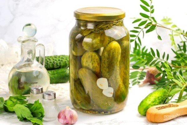 Огурчики с петрушкой