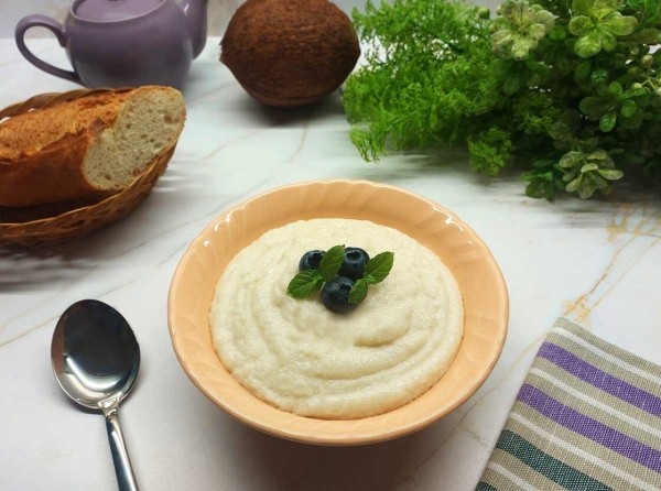 Манная каша на кокосовом молоке