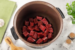 Борщ в мультиварке Борщ в мультиварке