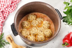 Кабачки с фаршем в мультиварке