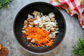 Капуста со свининой Капуста со свининой