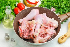 Курица в майонезе с чесноком Курица в майонезе с чесноком