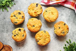 Маффины с черникой и абрикосами