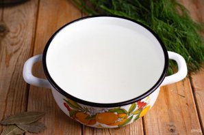 Огурцы маринованные