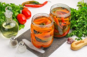 Острый перец маринованный