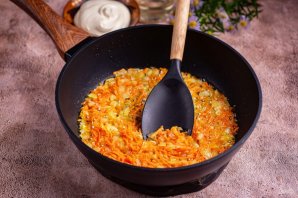 Печень с морковью и луком Печень с морковью и луком