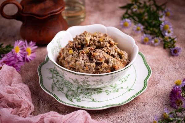 Печень с морковью и луком Печень с морковью и луком