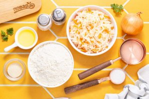 Пирожки с квашеной капустой