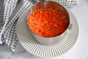 Салат "Мимоза" с крабовыми палочками