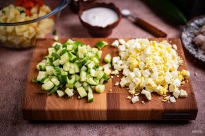 Салат "Оливье" с рыбой Салат "Оливье" с рыбой