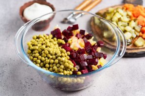 Салат винегрет с майонезом