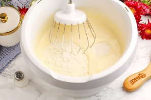 Сметанный пирог с ягодами Сметанный пирог с ягодами