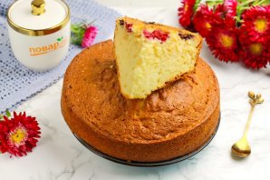 Сметанный пирог с ягодами Сметанный пирог с ягодами