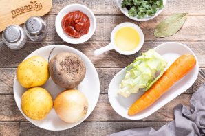 Свекольный суп с кочерыжкой брокколи