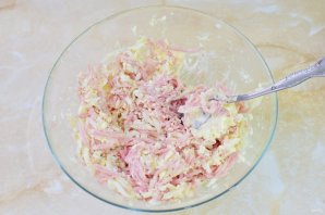 Тарталетки с ветчиной