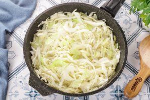 Заливной пирог с капустой на кефире