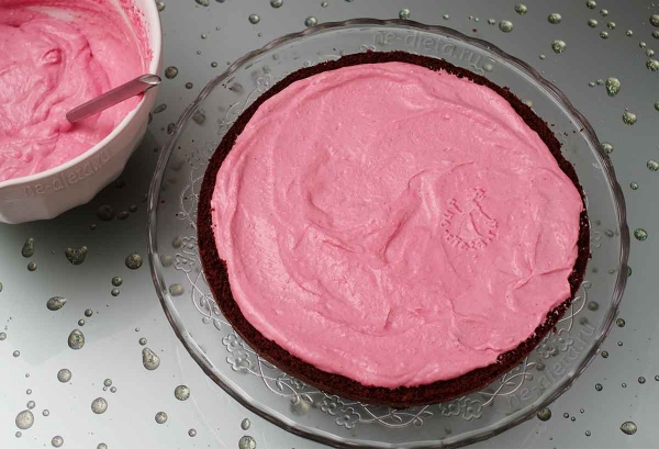 Шоколадный торт с малиной Шоколадный торт с малиной