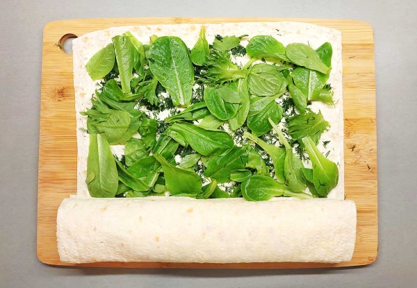 Рулет из лаваша с крабовыми палочками