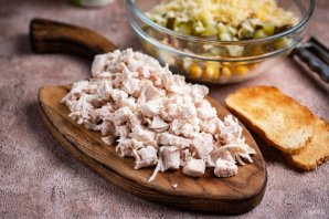 Белковый салат