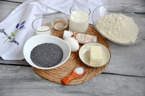 Булочка "Улитка" с маком Булочка "Улитка" с маком