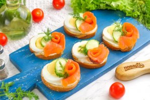 Бутерброды с красной рыбой Бутерброды с красной рыбой