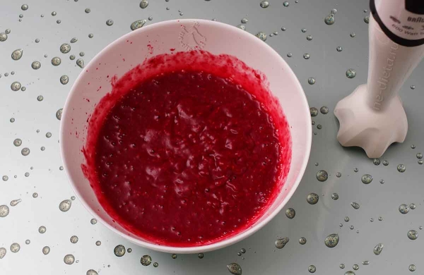 Шоколадный торт с малиной Шоколадный торт с малиной