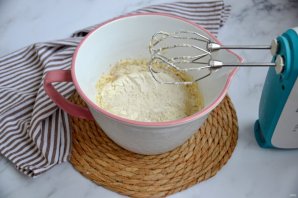 Кекс с финиками и бананом Кекс с финиками и бананом