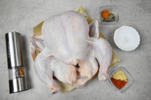 Курица в духовке на банке