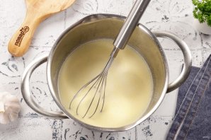 Куриные тефтели в сливочном соусе Куриные тефтели в сливочном соусе