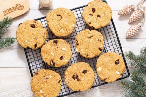 Новогоднее печенье с клюквой