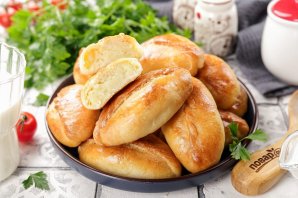 Печеные пирожки на кефире Печеные пирожки на кефире