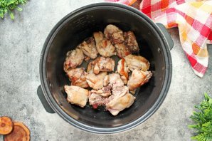 Плов с курицей в мультиварке Плов с курицей в мультиварке