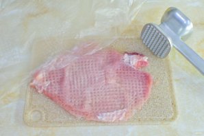 Рулетики из свинины с начинкой Рулетики из свинины с начинкой