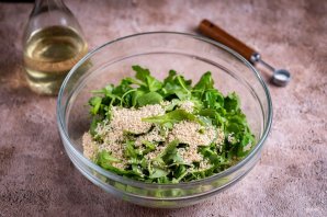 Салат с курицей и рукколой Салат с курицей и рукколой