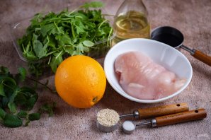 Салат с курицей и рукколой Салат с курицей и рукколой