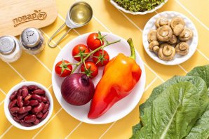 Салат с маринованными шампиньонами Салат с маринованными шампиньонами