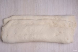 Слоеные пирожки с сыром и луком Слоеные пирожки с сыром и луком