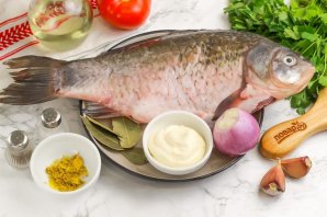 Тушеный карась