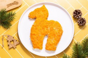 Вегетарианский салат в виде лошади Вегетарианский салат в виде лошади