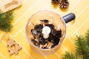 Вегетарианский салат в виде лошади Вегетарианский салат в виде лошади