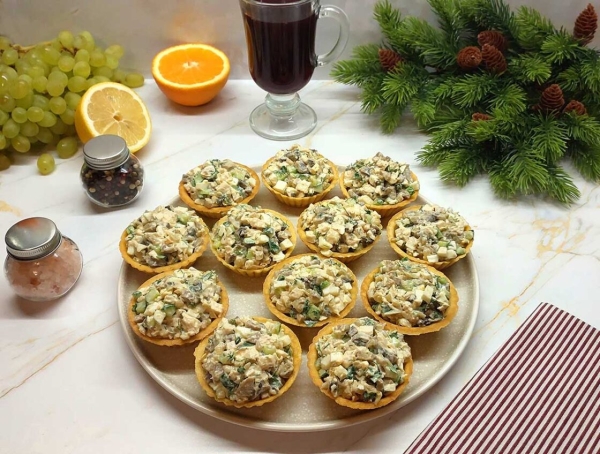 Тарталетки с курицей и грибами Тарталетки с курицей и грибами