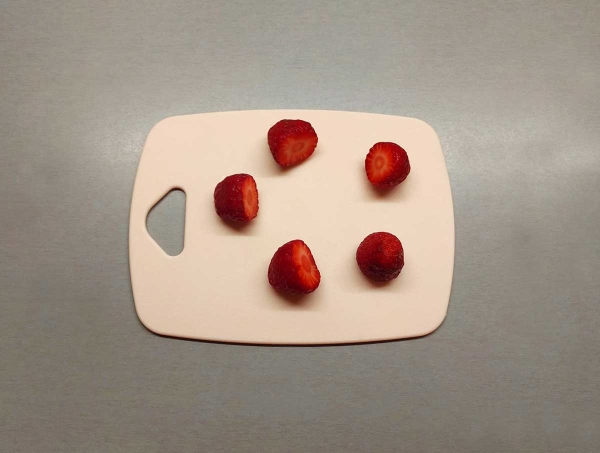 Фруктовые канапе «Дед Мороз»