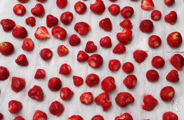 Фруктовые канапе «Дед Мороз»