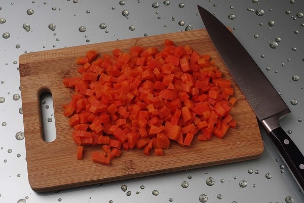 Салат «Столичный» с курицей Салат «Столичный» с курицей