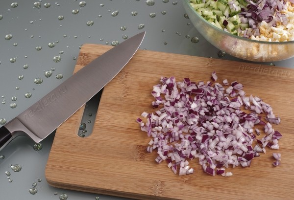 Крабовый салат с огурцом Крабовый салат с огурцом